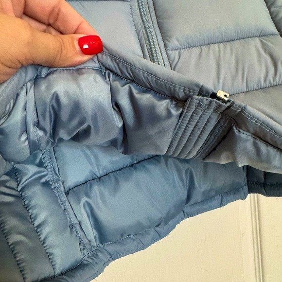 NWT REEL LEGENDS PUFFER VEST. FLATTERING LIGHTWEIGHT WARM FABRIC. - Picture 8 of 10